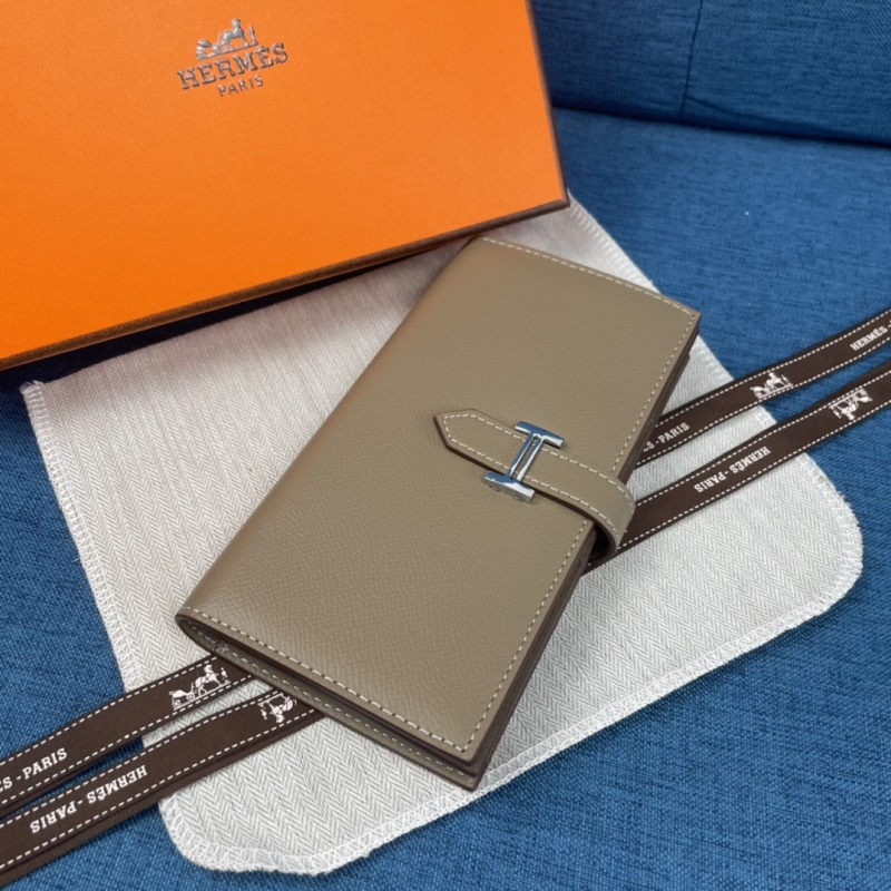 Hermes Wallets & Purse